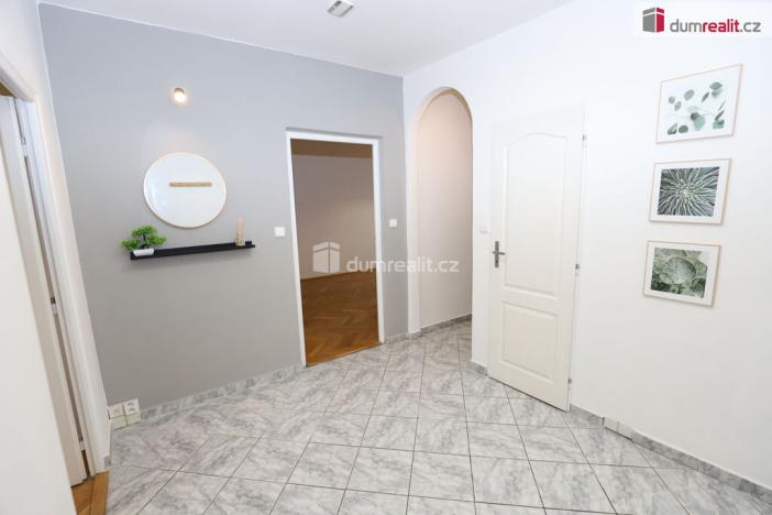 Pronájem bytu 2+1, Mariánské Lázně - Úšovice, Kubelíkova, 63 m2