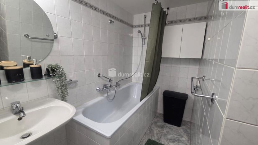 Pronájem bytu 2+1, Mariánské Lázně - Úšovice, Kubelíkova, 63 m2