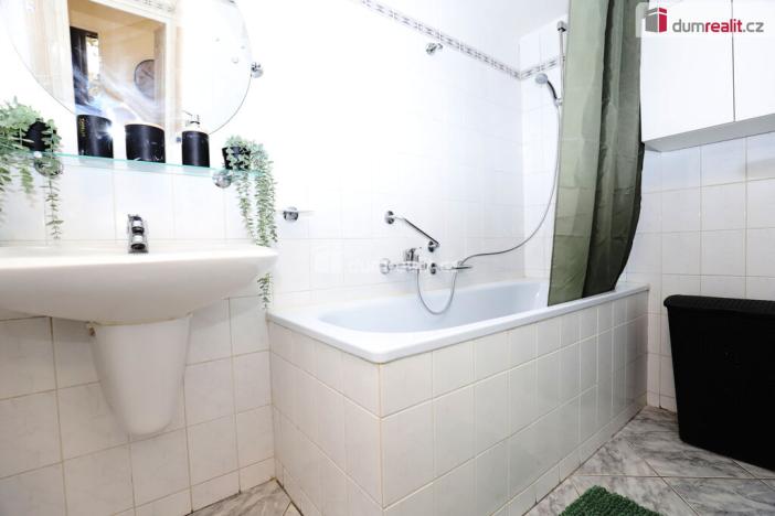 Pronájem bytu 2+1, Mariánské Lázně - Úšovice, Kubelíkova, 63 m2