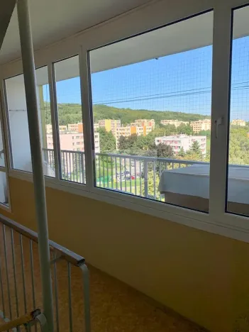 Pronájem bytu 2+kk, Praha - Kobylisy, Bojasova, 47 m2