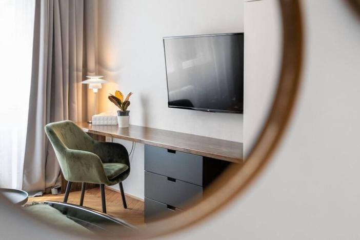 Pronájem bytu 4+1, Praha - Staré Město, Dlouhá, 100 m2