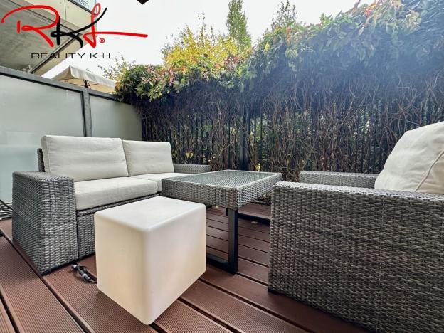 Pronájem bytu 2+kk, Praha, Baarova, 59 m2