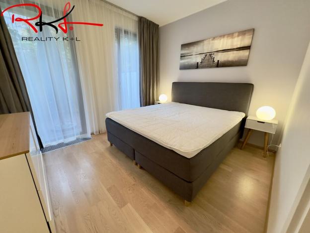 Pronájem bytu 2+kk, Praha, Baarova, 59 m2