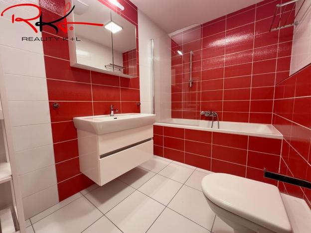 Pronájem bytu 2+kk, Praha, Baarova, 59 m2