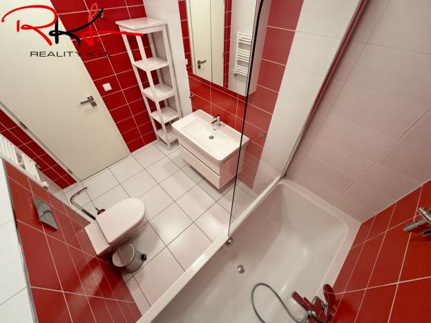 Pronájem bytu 2+kk, Praha, Baarova, 59 m2