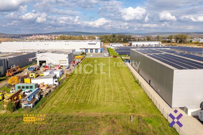 Prodej komerčního pozemku, Nivnice, U Dvora, 3525 m2