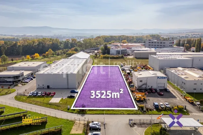 Prodej komerčního pozemku, Nivnice, U Dvora, 3525 m2