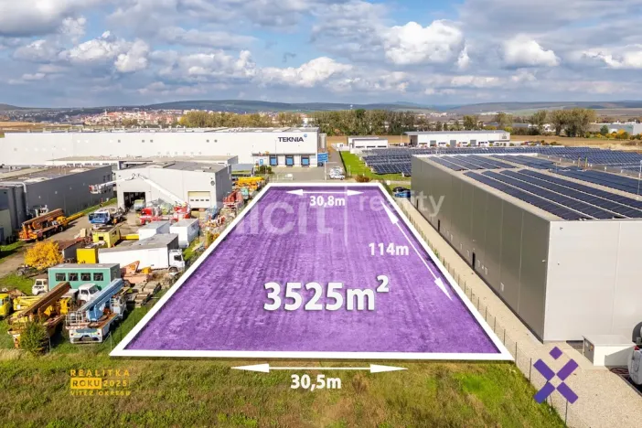 Prodej komerčního pozemku, Nivnice, U Dvora, 3525 m2