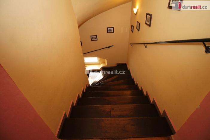 Prodej ubytování, Chodová Planá, Pohraniční stráže, 460 m2