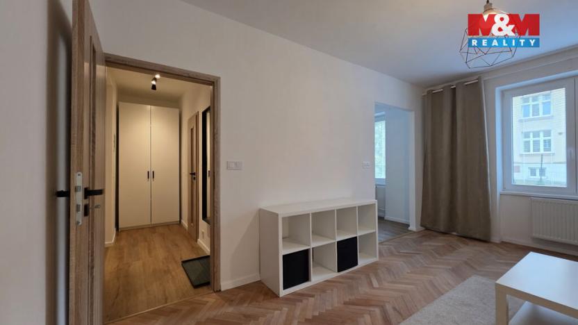 Pronájem bytu 1+1, Karlovy Vary, Palackého náměstí, 30 m2