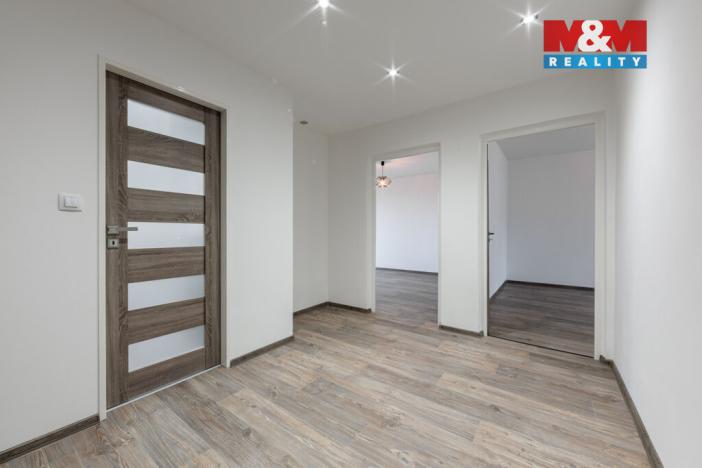 Prodej bytu 2+1, Karlovy Vary - Drahovice, Maďarská, 61 m2