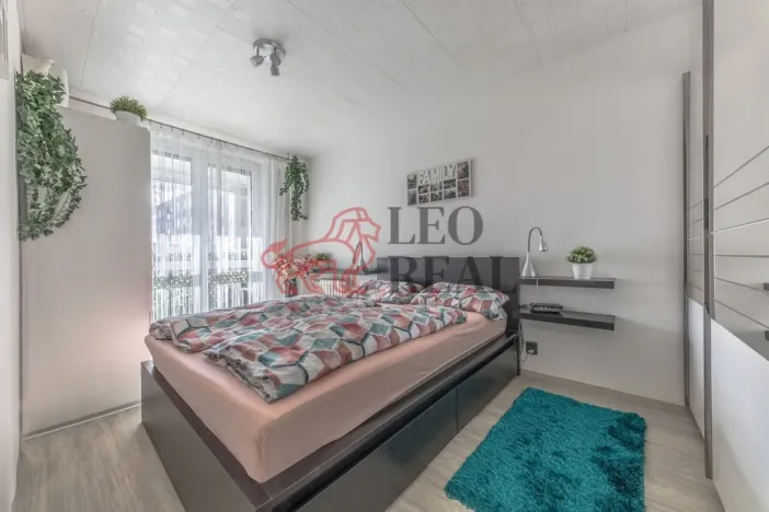 Pronájem bytu 2+kk, Praha - Černý Most, Kpt. Stránského, 46 m2