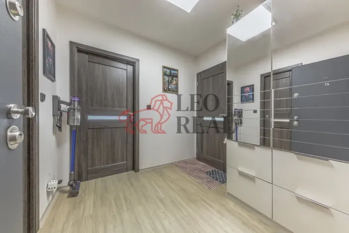 Pronájem bytu 2+kk, Praha - Černý Most, Kpt. Stránského, 46 m2