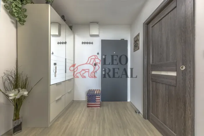 Pronájem bytu 2+kk, Praha - Černý Most, Kpt. Stránského, 46 m2