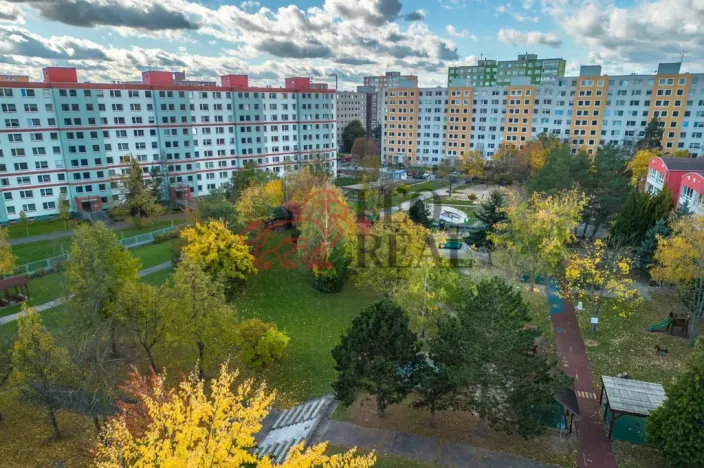 Pronájem bytu 2+kk, Praha - Černý Most, Kpt. Stránského, 46 m2