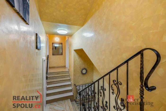 Prodej vily, Praha - Modřany, Pancířova, 287 m2