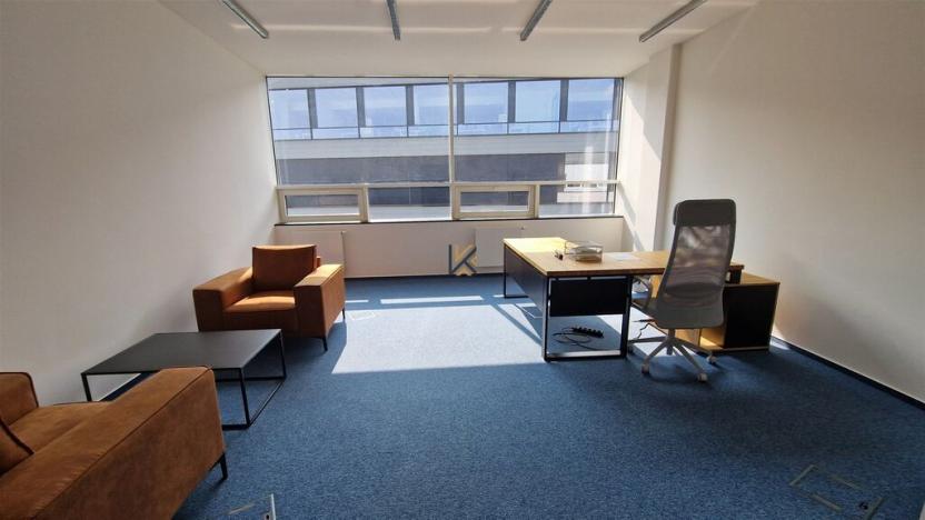 Pronájem kanceláře, Praha - Libeň, Smrčkova, 249 m2