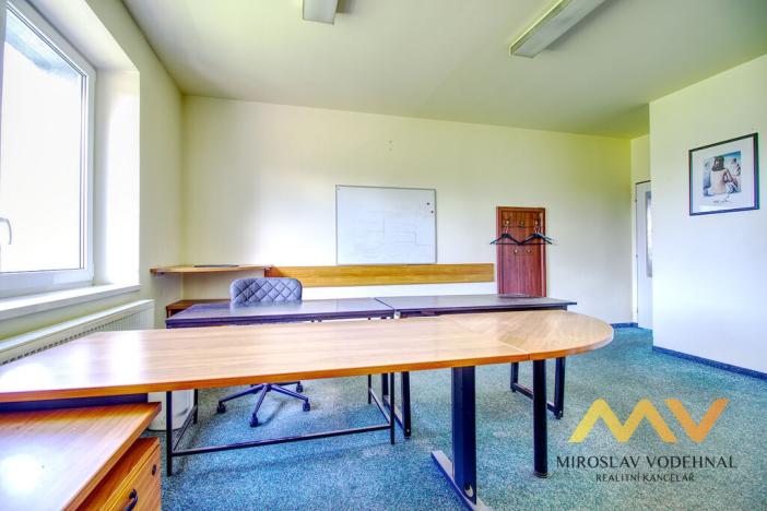 Pronájem skladu, Hradec Králové - Kukleny, Kudrnova, 300 m2