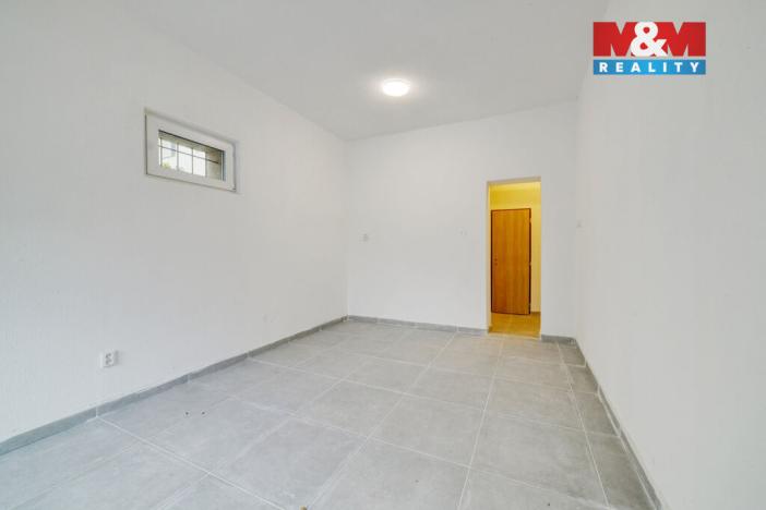Pronájem obchodního prostoru, Mariánské Lázně, Husova, 22 m2