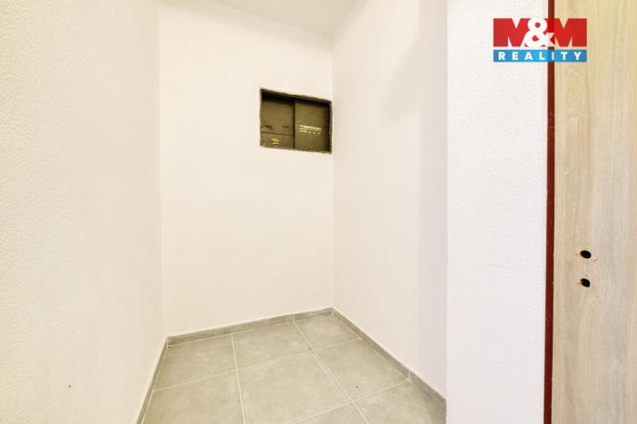 Pronájem obchodního prostoru, Mariánské Lázně, Husova, 22 m2