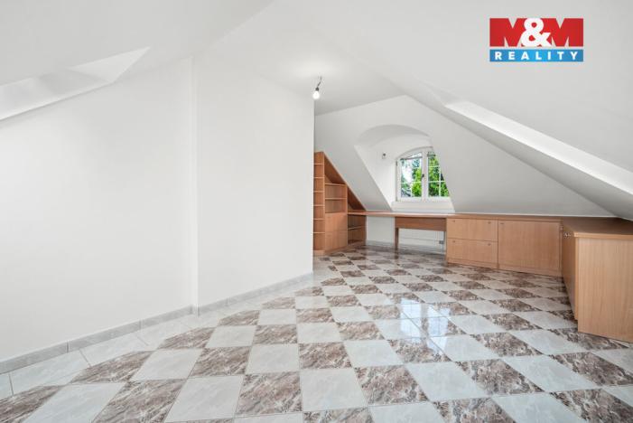 Prodej rodinného domu, Hradec Králové - Nový Hradec Králové, Mužíkova, 140 m2