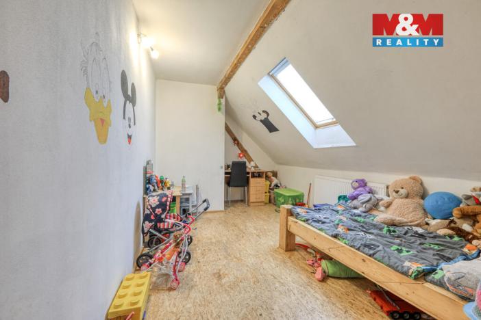 Prodej rodinného domu, Cebiv, 360 m2