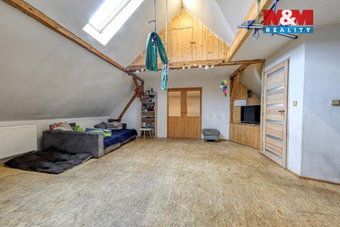 Prodej rodinného domu, Cebiv, 360 m2