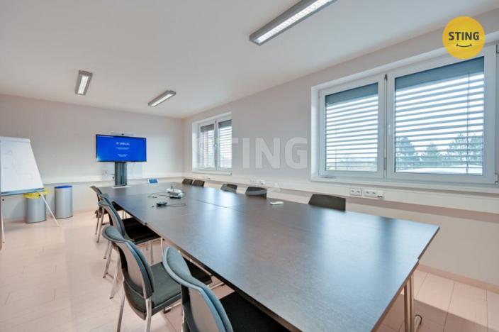 Pronájem kanceláře, Třebětice, 1982 m2