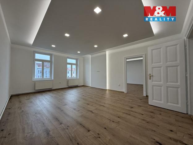 Pronájem bytu 3+1, Karviná - Fryštát, Masarykovo nám., 120 m2