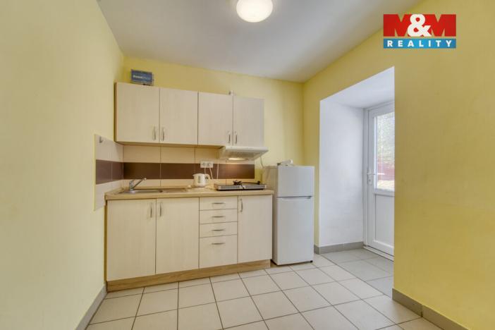 Pronájem bytu 1+1, Sytno, 49 m2