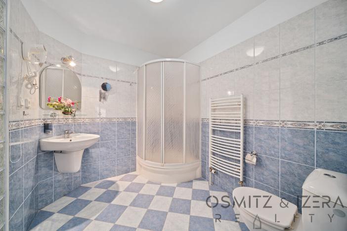 Prodej ubytování, Praha - Libeň, Davídkova, 890 m2