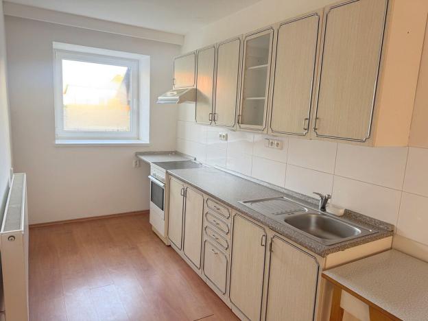 Pronájem bytu 1+kk, Zlín - Malenovice, Chelčického, 73 m2