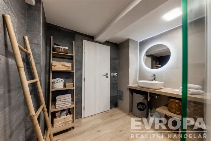 Prodej chalupy, Trhová Kamenice, 197 m2