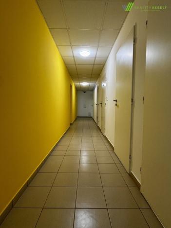 Pronájem kanceláře, Břeclav, třída 1. máje, 240 m2