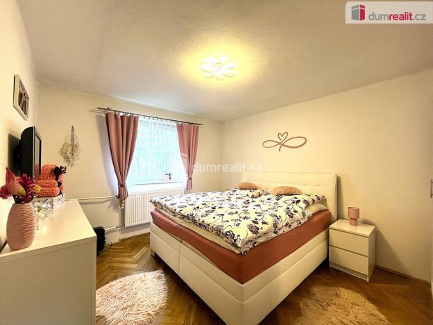 Prodej bytu 2+1, Cheb - Dolní Dvory, Pražská, 60 m2