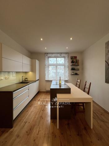 Pronájem bytu 2+kk, Praha, Chaberská, 45 m2