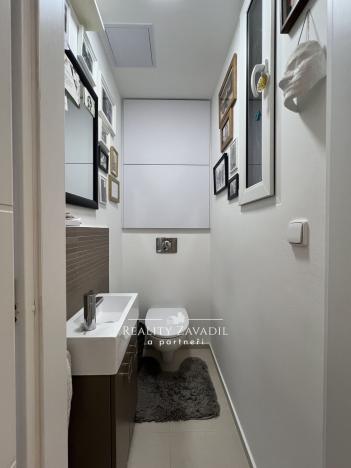 Pronájem bytu 2+kk, Praha, Chaberská, 45 m2