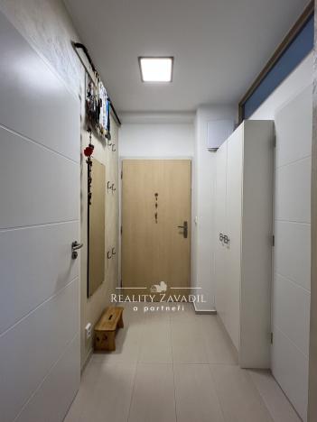 Pronájem bytu 2+kk, Praha, Chaberská, 45 m2