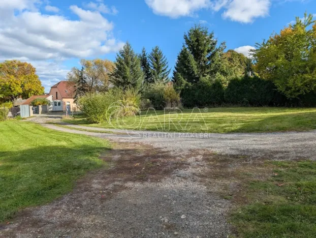 Prodej pozemku pro bydlení, Mokrouše, 1260 m2