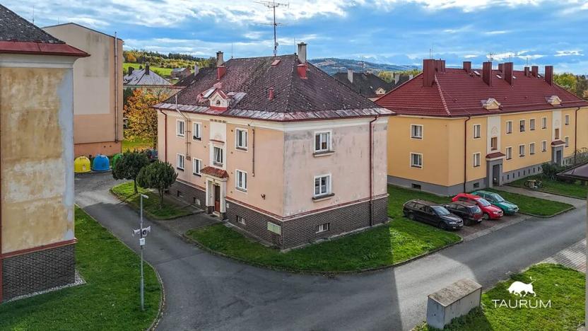 Prodej bytu 2+1, Janovice nad Úhlavou, Sídliště, 79 m2