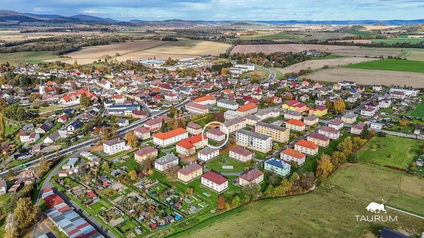 Prodej bytu 2+1, Janovice nad Úhlavou, Sídliště, 79 m2