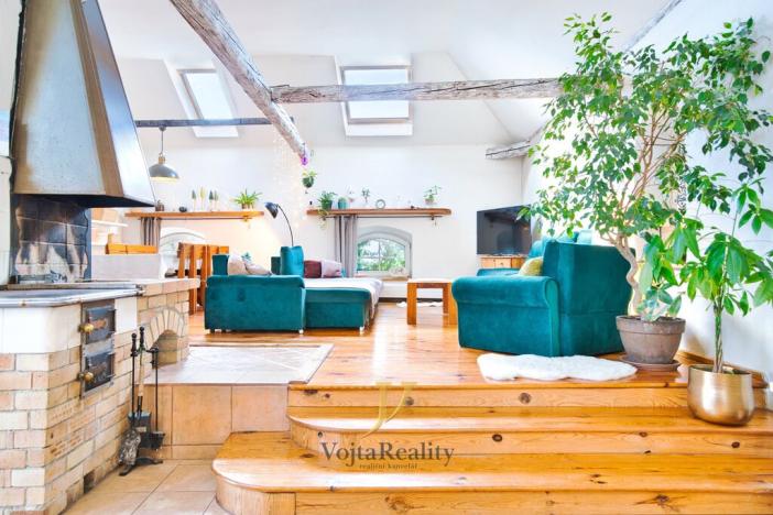 Prodej výrobních prostor, Olomouc - Chomoutov, Dalimilova, 1074 m2