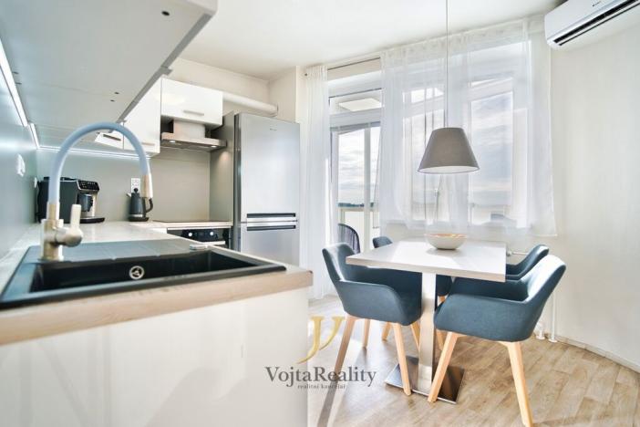 Prodej bytu 3+1, Olomouc, Handkeho, 92 m2