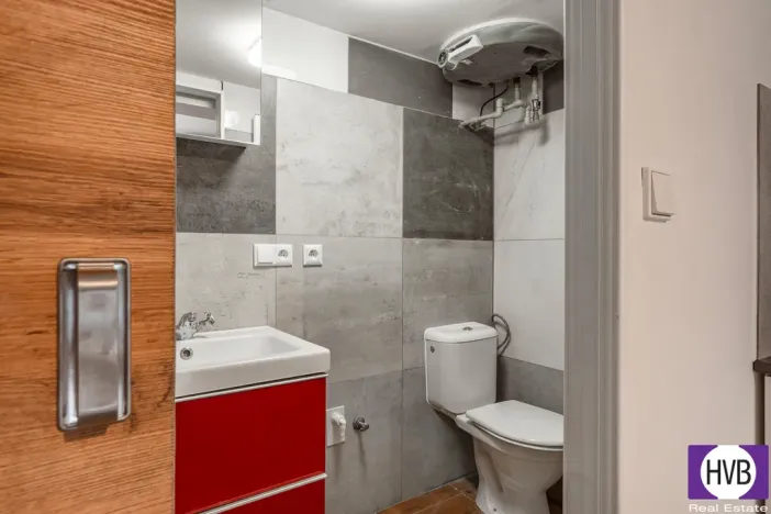 Prodej ubytování, Praha, Husitská, 16 m2