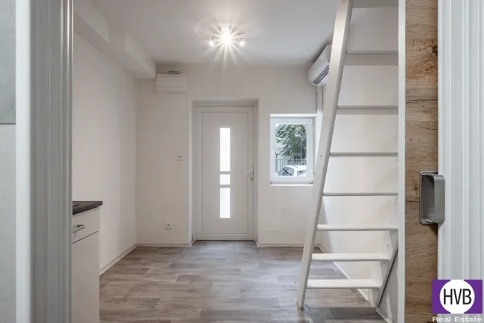 Prodej ubytování, Praha, Husitská, 16 m2