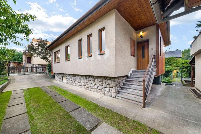 Prodej pozemku pro bydlení, Praha - Zbraslav, Nebeského, 740 m2