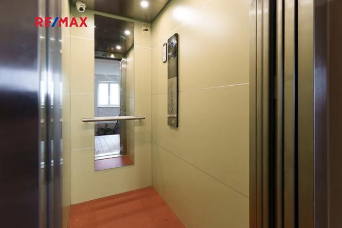 Prodej bytu 2+1, Praha - Michle, Pelhřimovská, 62 m2