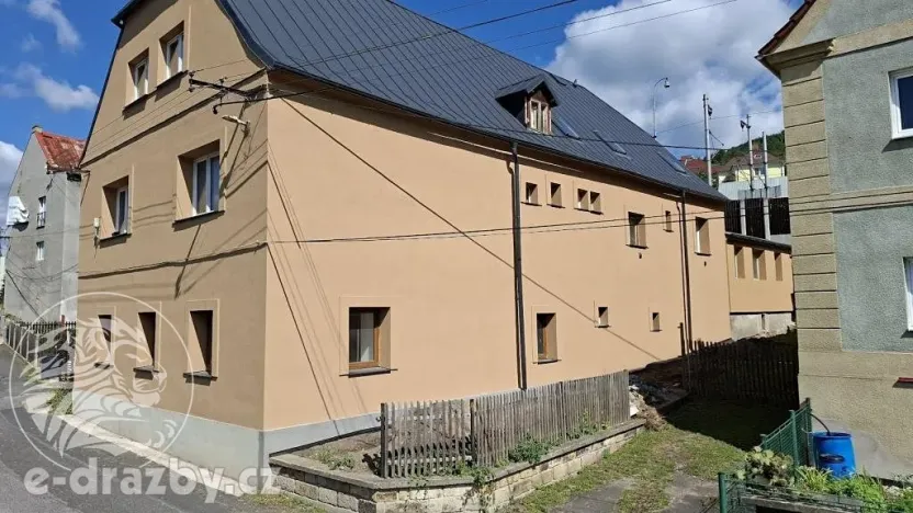 Dražba činžovního domu, Povrly, Převozní, 365 m2