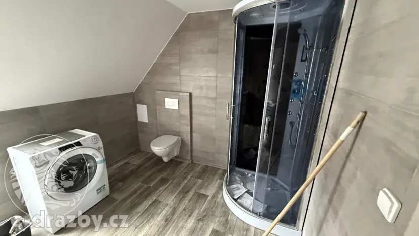 Dražba činžovního domu, Povrly, Převozní, 365 m2