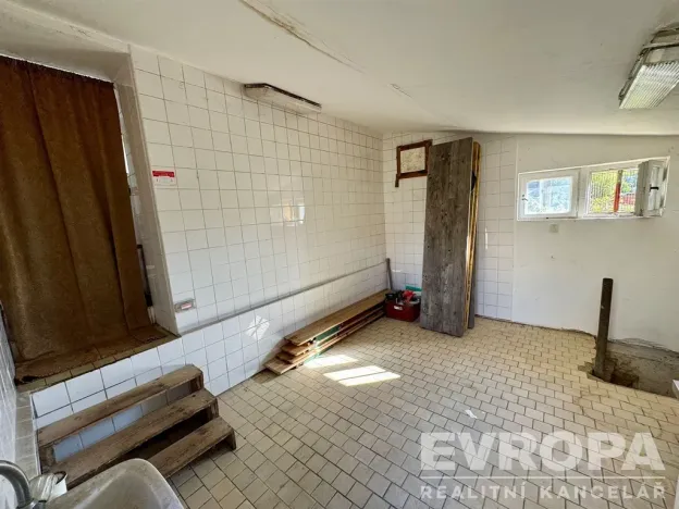 Pronájem restaurace, Plzeň - Doudlevce, Srázná, 90 m2